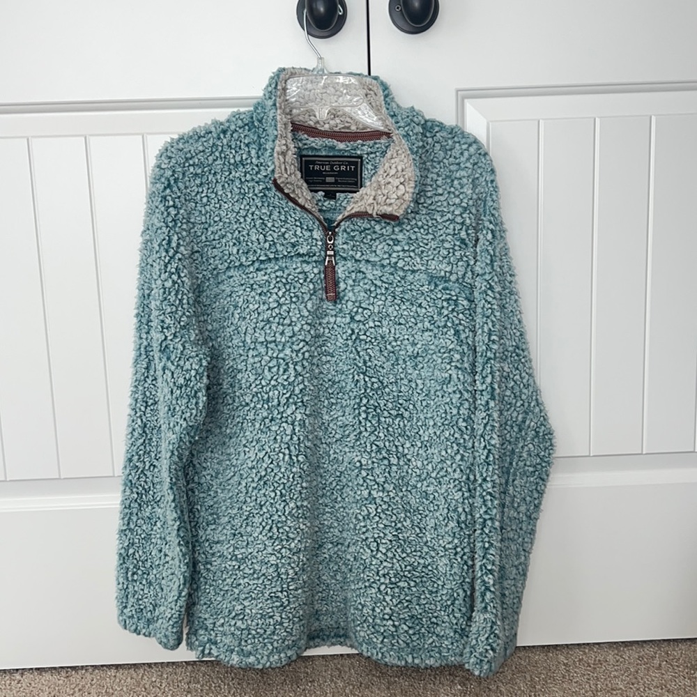 True Grit womens Sherpa pull over.